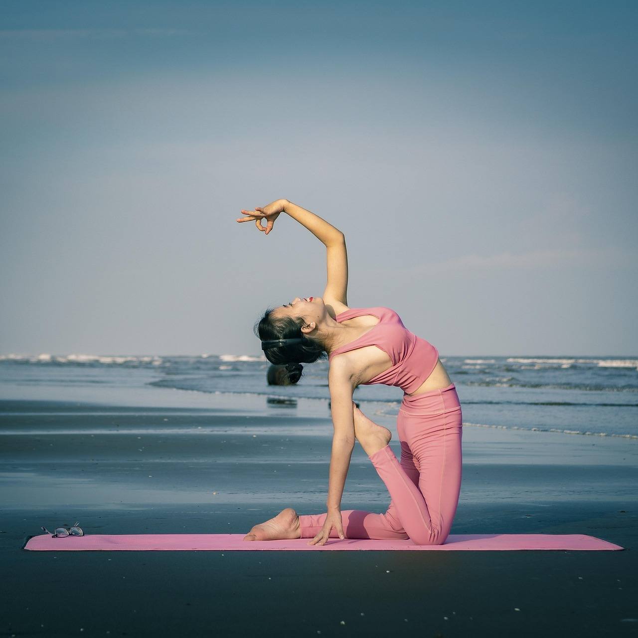 Yoga pour débutants : 8 postures essentielles à connaître